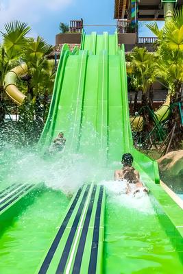 Ein guter Preis. High-Speed Racing Rainbow Fiberglass Slide for Commercial Water Parks with 30-60 Days Delivery Online
