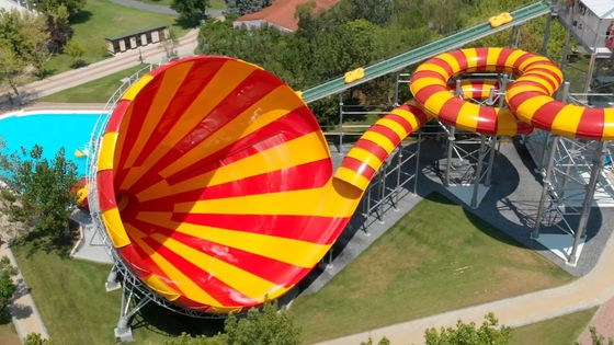 Große Trompeten-Wasser-Freizeitpark-Ausrüstungs-erwachsene Handelsfiberglas-Wasserrutsche