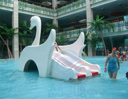 Schwan-Kinderwasserrutsche-Fiberglas-Pool-Dia-Spritzen-Auflage fertigte besonders an