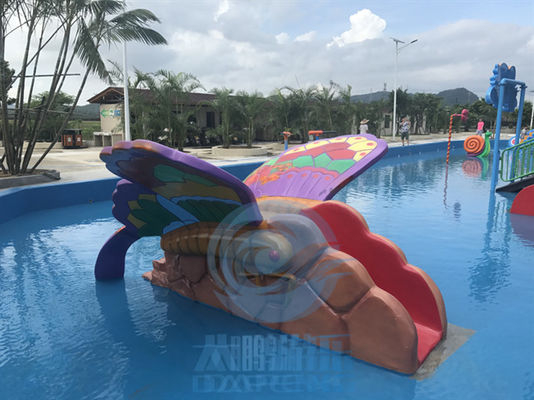 Ein guter Preis. Fiberglas-Kinderwasserrutsche-nettes Cat Duck Rabbit Mini Water Slide Anti-UV Online