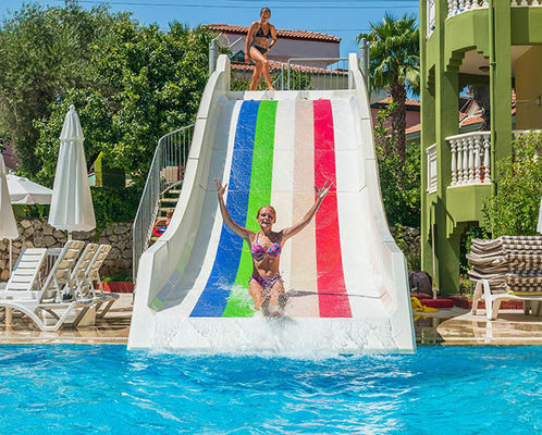 Höhe kommerzielle private der Wasserrutsche-Fiberglas-Familien-breite Wasserrutsche-1.8m