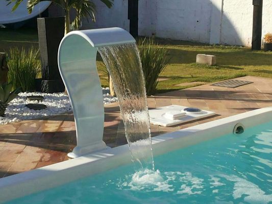 Ein guter Preis. OEM Schwimmbad SPA Poolzubehör Dekorationen Wasservorhang Brunnenkopf Wasserfall Online