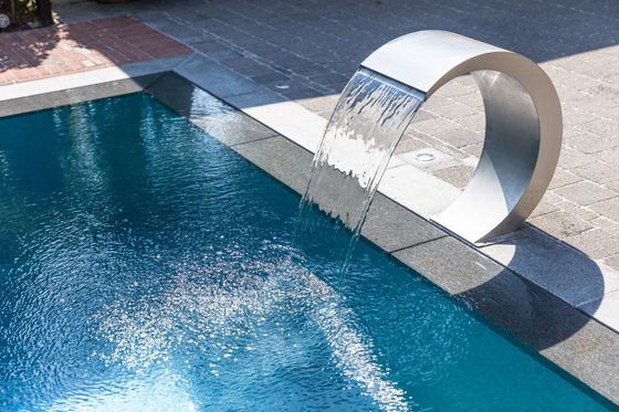 Ein guter Preis. SPA Schwimmbad Springbrunnen Zubehör Kaskade Dekorationen Wasserfall Online