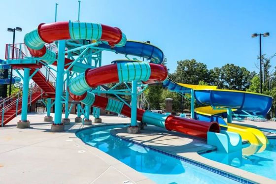 OEM Wasservergnügungspark Einrichtungen Bodenbecken Tube Große Wasserrutsche