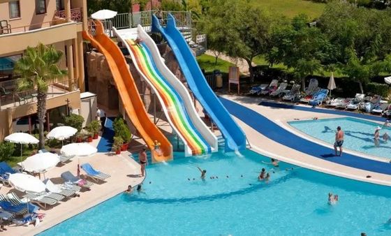 OEM Outdoor Multi-Glasfaser-Rutscher für den Wasservergnügungspark Spielplatz