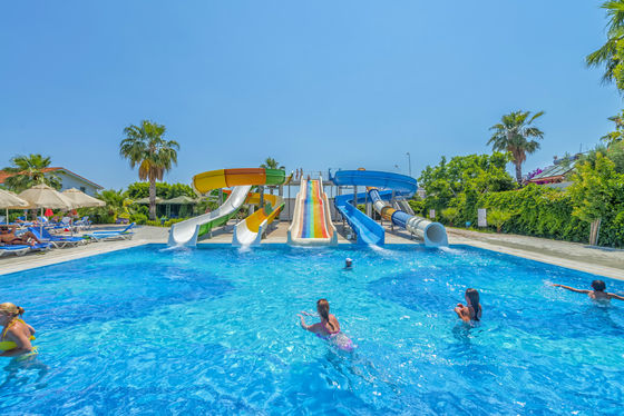 OEM Aquapark Schwimmbadzubehör Glasfaser Wasserrutsche für Kinder
