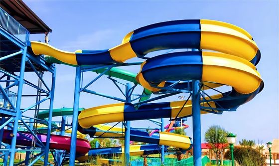 4 Fahrer Glasfaser-Wasserpark-Rutsche Freizeitvergnügen Wasserpark-Spiele Fahrten