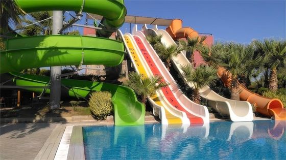 Ein guter Preis. 10 mm Dicke Glasfaser Wasserpark Rutsche für Kinder spielen Online