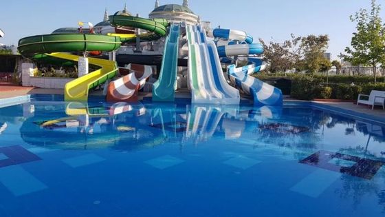 Anpasste Amusement-Tricks Wasserpark Rutsche Für Erwachsene 1 Personen spielen