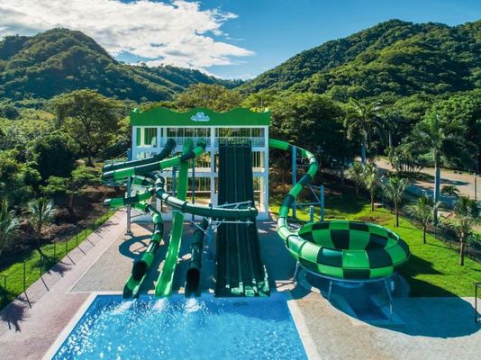 220 M3/H 12mm Glasfaser Wasserpark Rutsche für Kinder Wasserpark Spielgeräte