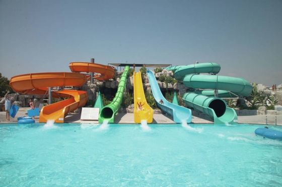 Wasservergnügungspark Rides Große Rutsche Glasfaser für Pool Preis