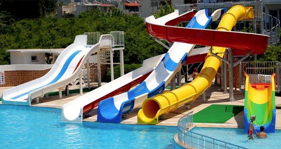 Wasser-Aqua-Park-Ausrüstung Spielplatz Glasfaser-Rutschen für Kinder