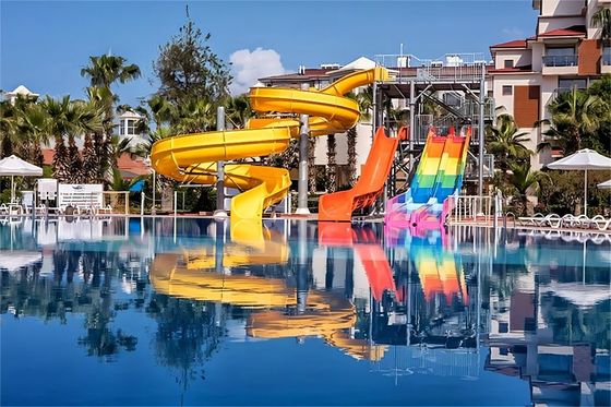 1 Person Wasserpark Rutsche Spaß Schwimmbad Spielplatz Spiele Fahrgeschäfte