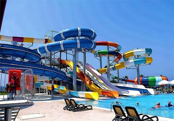 Ein guter Preis. OEM Wasserpark Rutsche Vergnügungspark Fahrten Einrichtungen Spielplatz Schwimmspiel Pool Kind Wasserrutsche Online