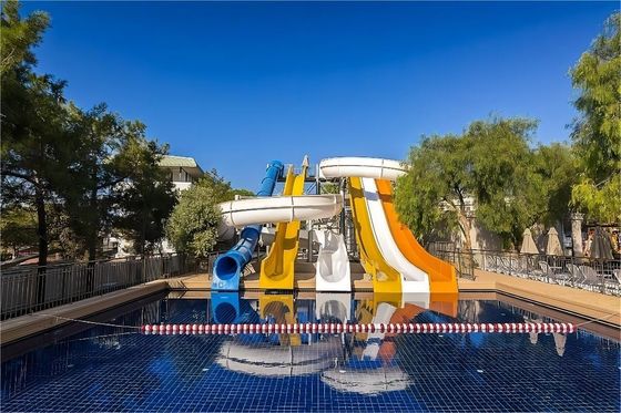 ODM Outdoor Games Play Themenpark Glasfaser Wasserrutsche für Kinder