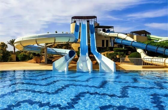 OEM Kindervergnügungspark Fahrten Abenteuerzubehör Glasfaser Wasserrutsche