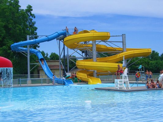 OEM Außenvergnügungspark Kinder Wasserspielzubehör Glasfaser Rutsche