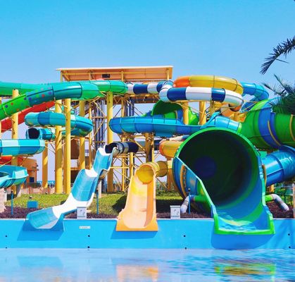 Ein guter Preis. Erwachsene Glasfaser riesige Wasserrutsche Wasser-Aqua-Park Vergnügungsspiele Fahrgeschäfte Online