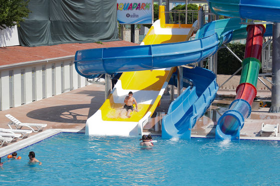 ODM kommerzielle Wasserpark Ausrüstung Pool Glasfaserslide zum Verkauf