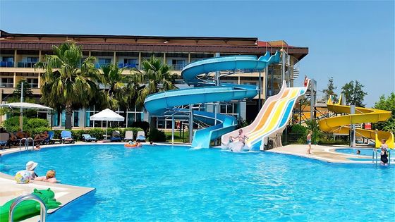 ODM Außen-Wasserpark Ausrüstung Spiele Zubehör Glasfaser Rutschen für Kinder