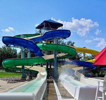 ODM Schwimmbad Wasserspielplatz Sommer Kinderspiel Set Spielzeug Ausrüstung Glasfaser Rutsche