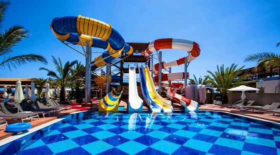 Ein guter Preis. Wasserpark Sommerspiele Schwimmbad Wasserspielzeug Glasfaser Rutsche für Kinder Online