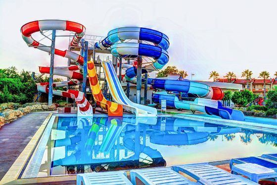 Wasserpark Spielplatz Spiele Glasfaserausrüstung Spirale Rutsche für Kinder