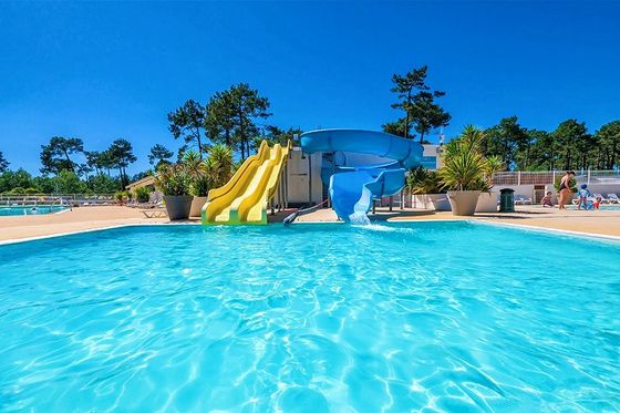 Ein guter Preis. Wasserpark Kinderspielgeräte Glasfaser Rutsche für Schwimmbad Höhe 5-12 m Online