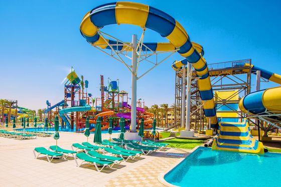 ODM Wasserthemenpark Spielplatz Spiele Ausrüstung Glasfaser Spiralrutsche