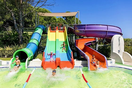 Wasserfluss Schwimmbad Ausrüstung und Zubehör mit Glasfaser Hot Dip Galvanized Stahl Wasserpark Rutsche