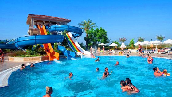 Wasserpark für Kinder Wasserspiele Schwimmbad Glasfaserschleudersatz für Kinder