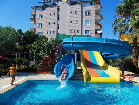 Aquapark Schwimmbad Design Amusement Wasser Spirale Glasfaser Rutsche