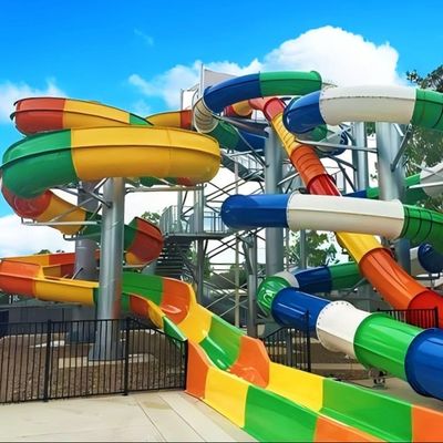 Outdoor-Schwimmbad mit kleinem Schwimmbad Wasserrutsche aus Glasfaser für Wasserpark