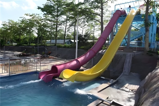 Fiberglas-Wasserspielgeräte Rutschen Pool Schwimmen Wasserrutschen im Freien Hersteller Offene Schlitten-Fass-Rutsche Vergnügungsmaschine