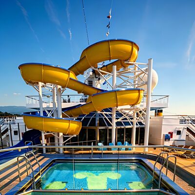 Wasserrutschen für Freibäder, Spiralrutschen aus Fiberglas, Ausrüstung für Wasserparks für kommerzielle Schwimmbäder, Großhandel