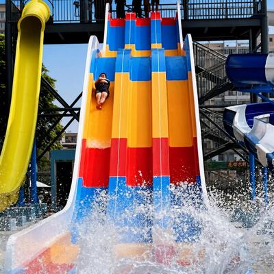 Glasfaser-Gewerbe-Pool-Wasserrutsche Regenbogen-Hochgeschwindigkeitsnutzung für Vergnügungspark