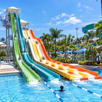 Qualität Rainbow Racer Wasserrutsche Mehrspurige Glasfaserrutsche für den Wasserpark Fabrik