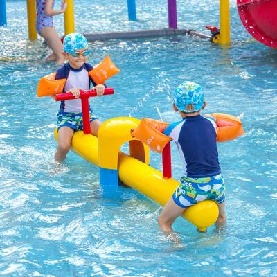 Ein guter Preis. Interaktive Schaukel-Wasserspiel-Ausrüstung Eigenschaften Galvanisierter Stahl für Wasserrutschen Spielplatz online