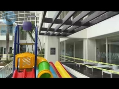 Außen-Spielplatz-Wasser-Spiel-Ausrüstung Gießbehälter, Wasser-Spritz-Pad-Fahrten zum Verkauf